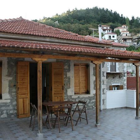 Maleatis Apollo Guesthouse Kosmás المظهر الخارجي الصورة
