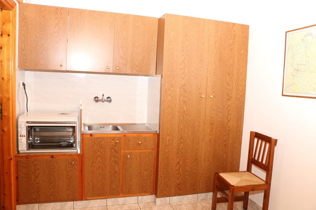 Maleatis Apollo Guesthouse Kosmás المظهر الخارجي الصورة